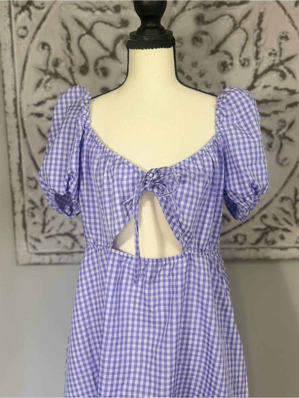 H&M Lavender Gingham Tie-Front Puff Sleeve Blouse - Picture 2 of 8